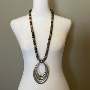 Unique long necklace